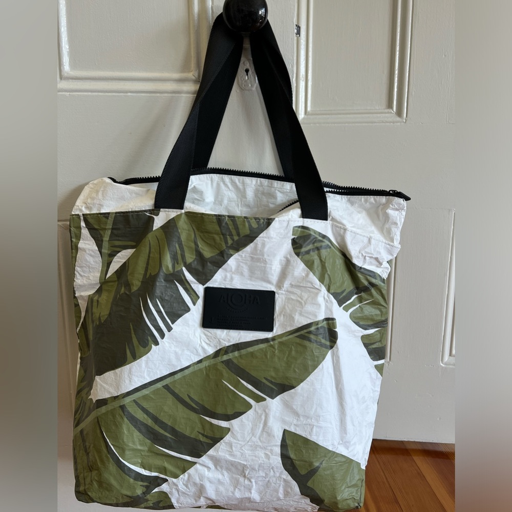 ALOHA collection day tripper